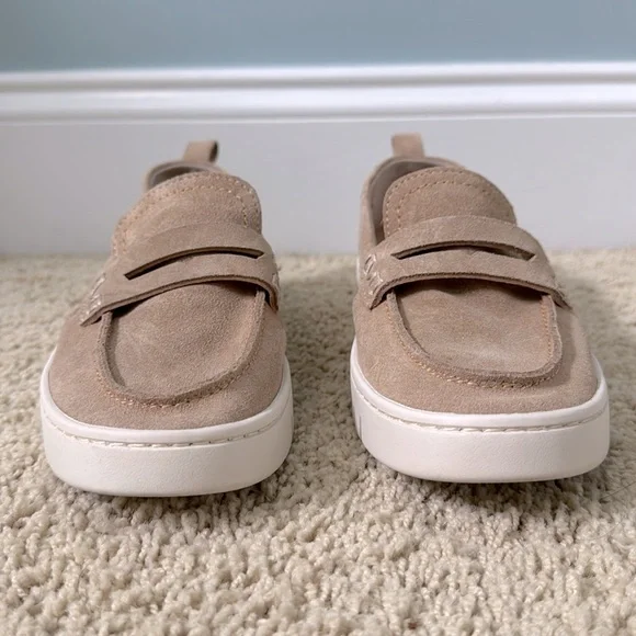 VIONIC Uptown Suede Loafers beige Sz 7 packable - Picture 9 of 10